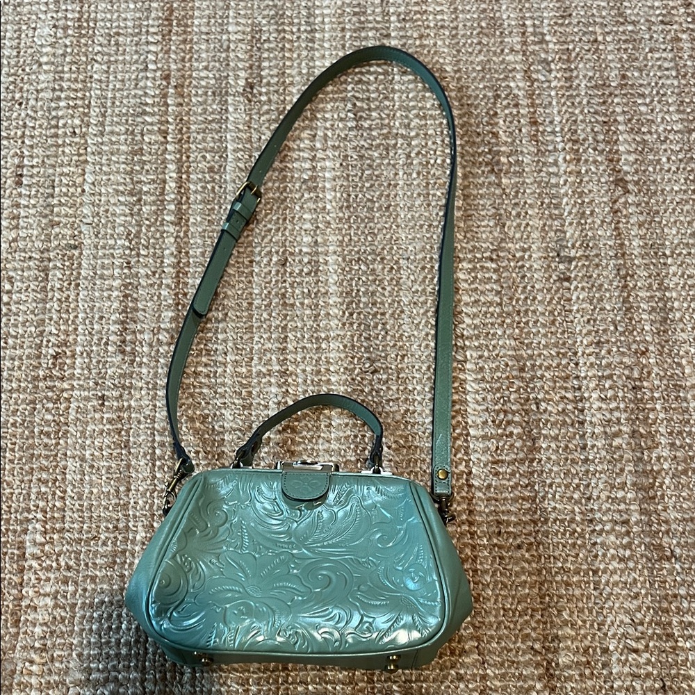 Patricia Nash Gracchi Tooled Leather Embossed Teal Satchel. Gently used - Picture 15 of 16